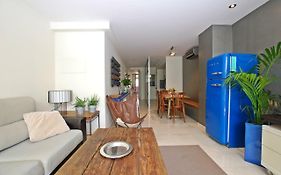 Blue Fridge Apartmen - Blue Fridge Apartmen - Ideal For Couples, Near Beach And Well Connected